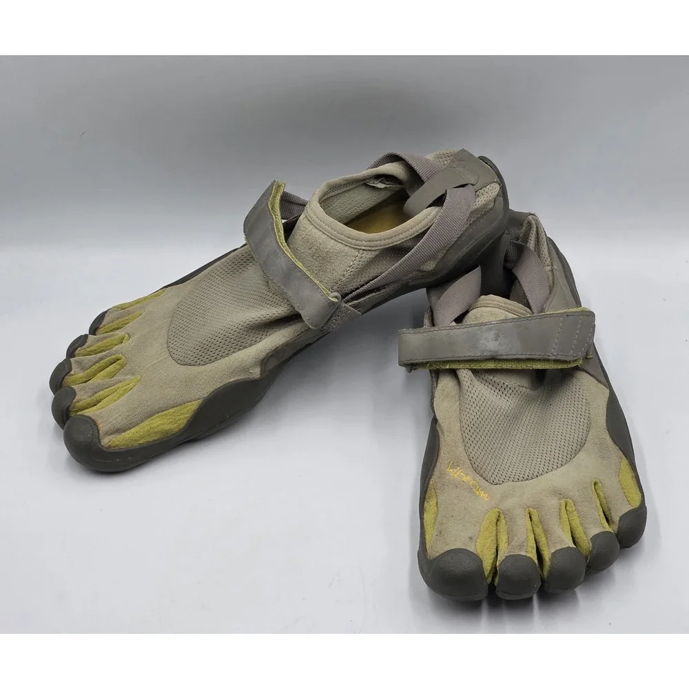 Vibram FiveFingers KSO Barefoot Shoes - Men's Size 44 (Grey/Lime)